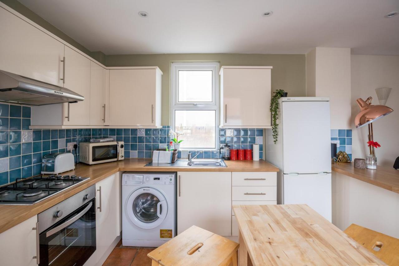 The Ella Fitzgerald - Modern 2 Bedroom Apartment, Super Close To City Centre 卡迪夫 外观 照片
